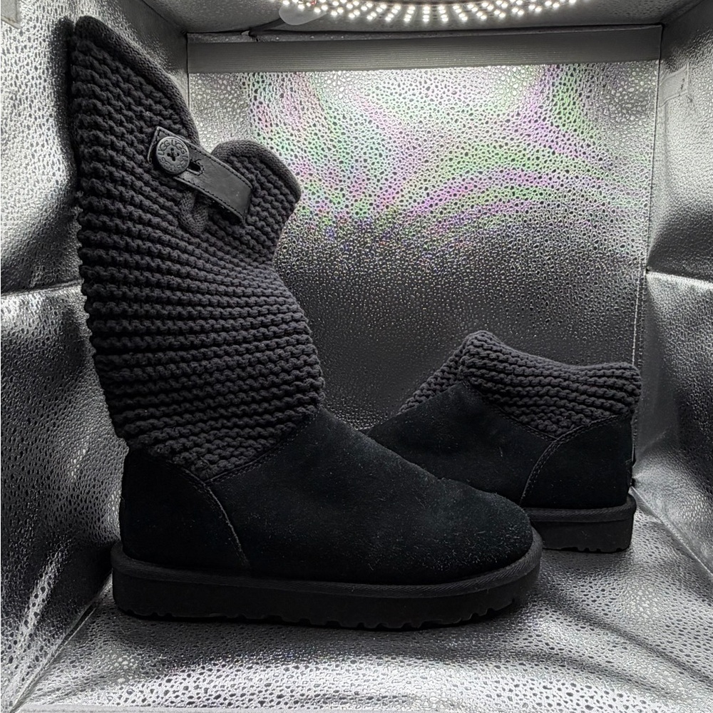 UGG Shaina Women's Cozy Knit Cuff Wool Lined Boots in Black Suede size 6